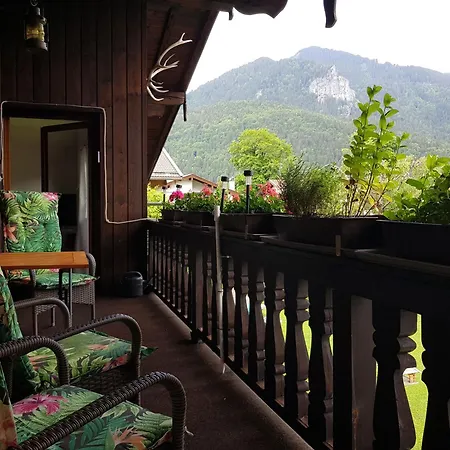 Daire Haulle, Kreuth-scharling Am Tegernsee